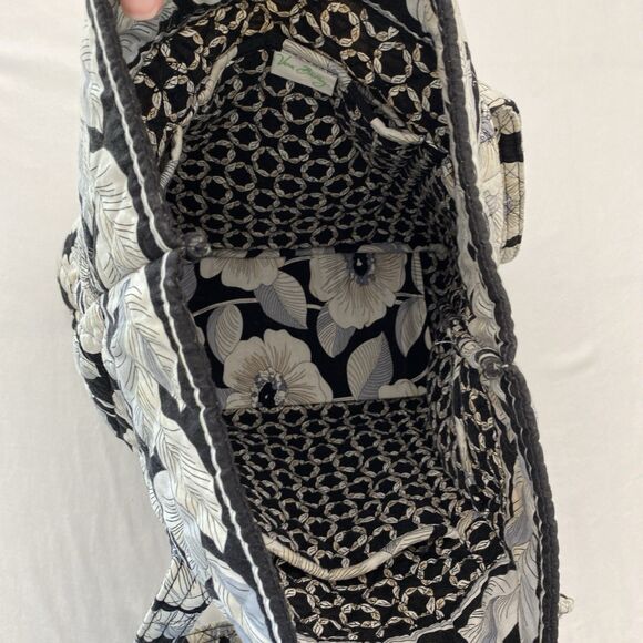 Vera Bradley Tote Bag Purse Black White Floral Quilted Cotton Cottagecore - Picture 8 of 15